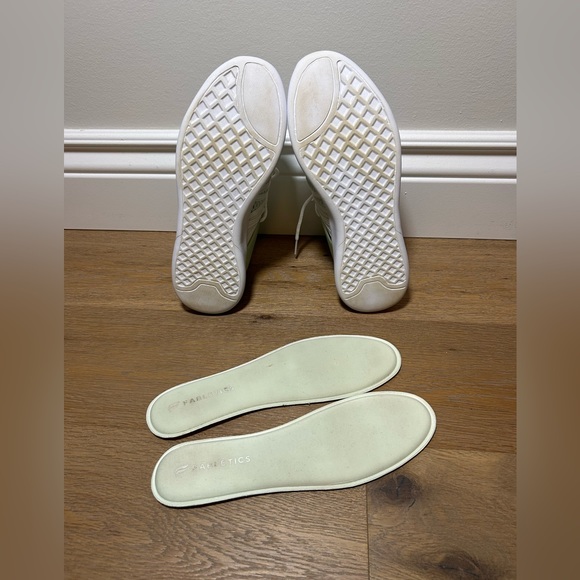 Women’s size 8 Fabletics training, running, walking shoes - Picture 6 of 7